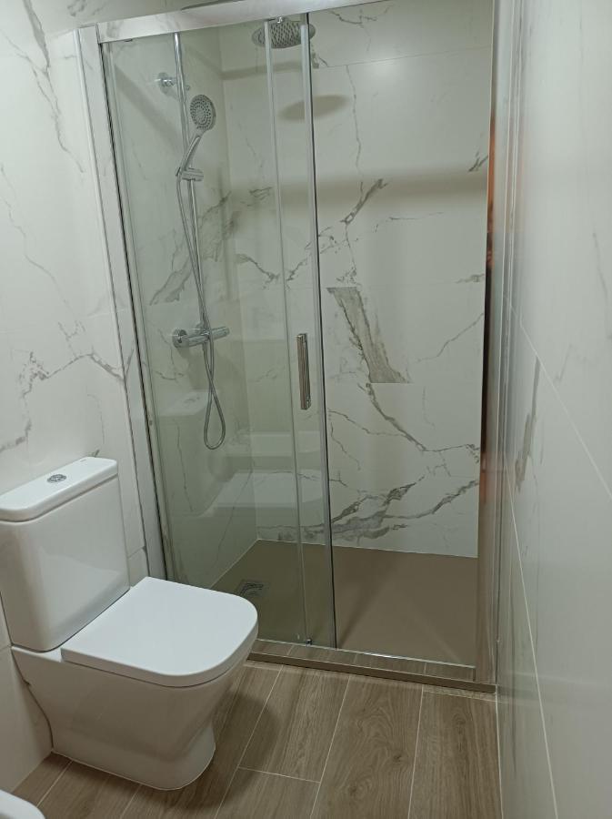 Albergue Hostel Nuestra Senora Del Camino 科巴罗 外观 照片