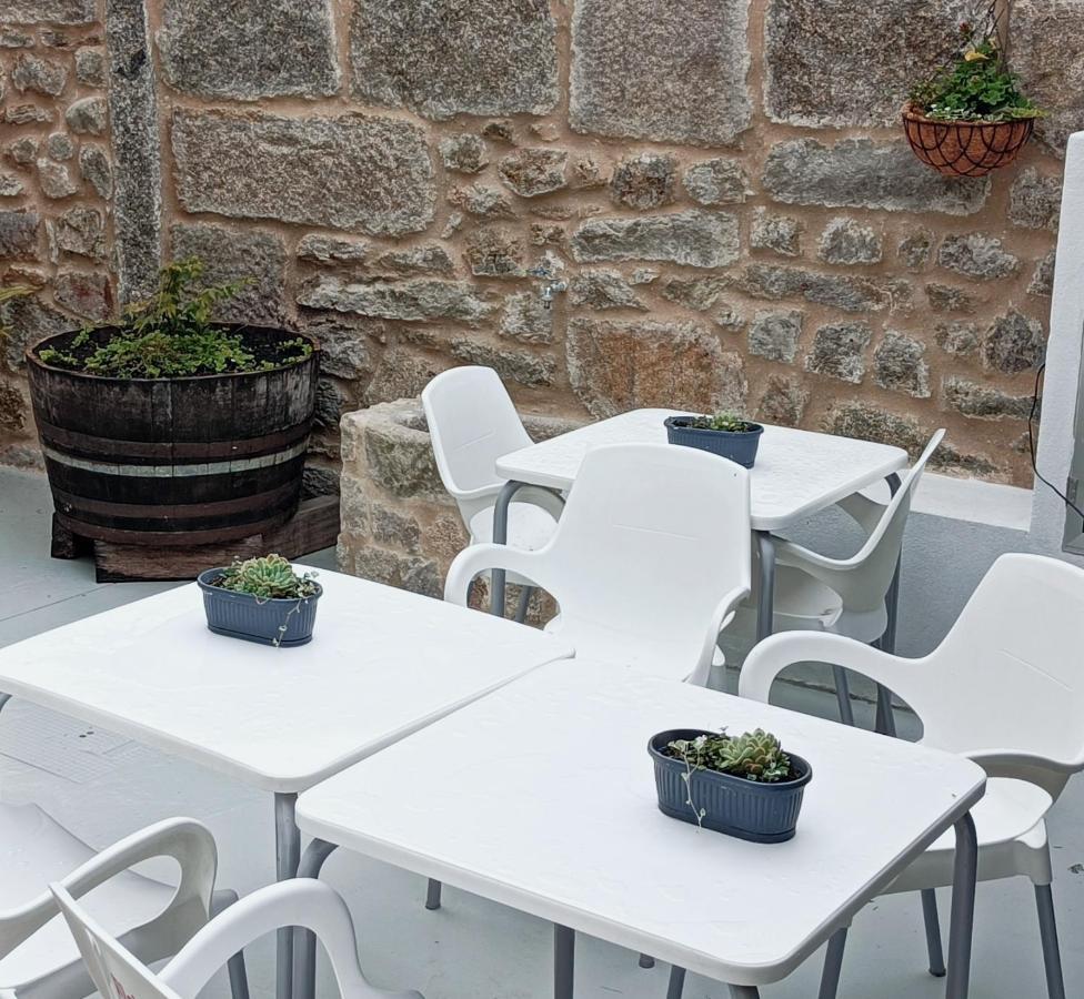 Albergue Hostel Nuestra Senora Del Camino 科巴罗 外观 照片