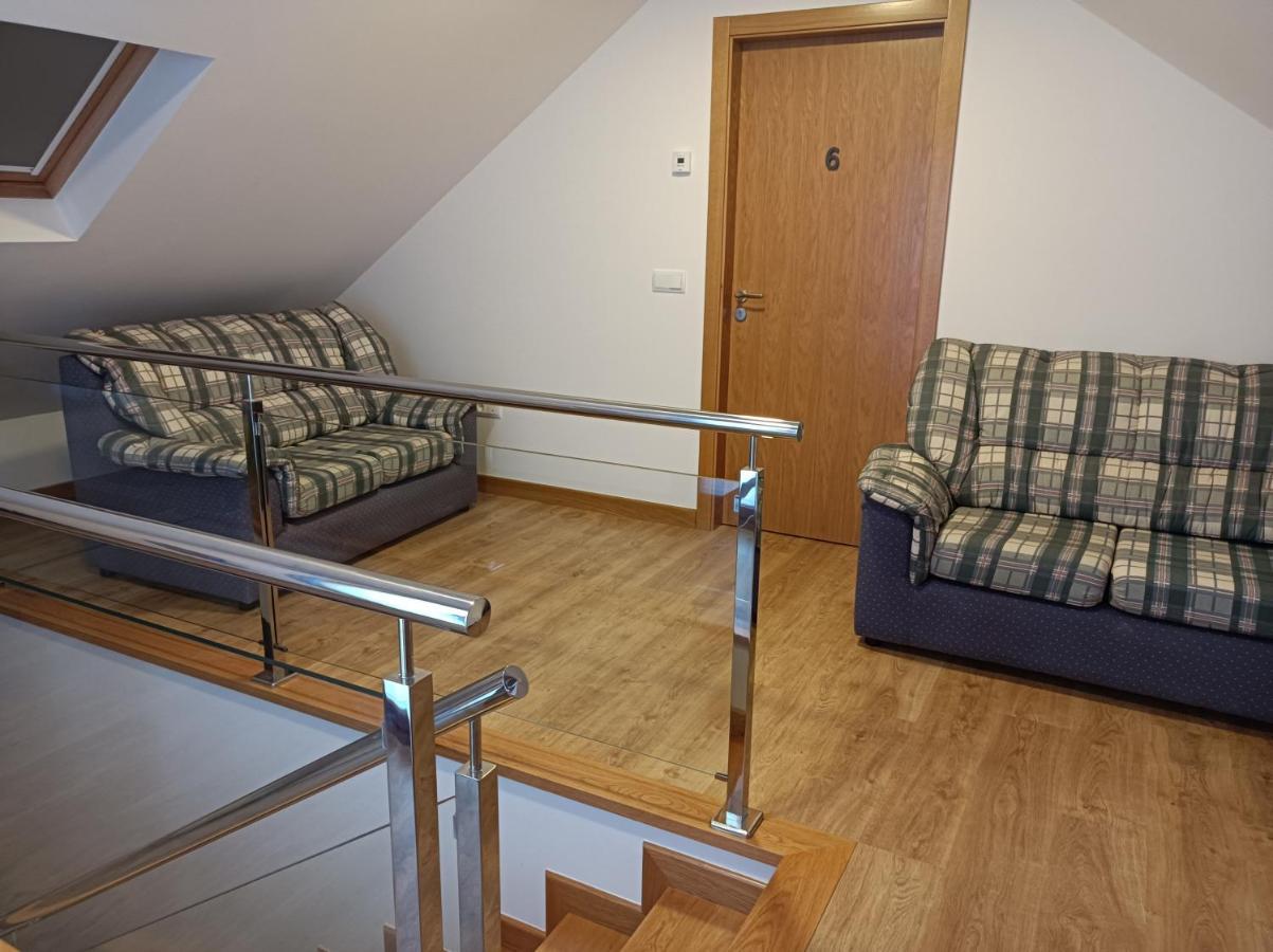 Albergue Hostel Nuestra Senora Del Camino 科巴罗 外观 照片