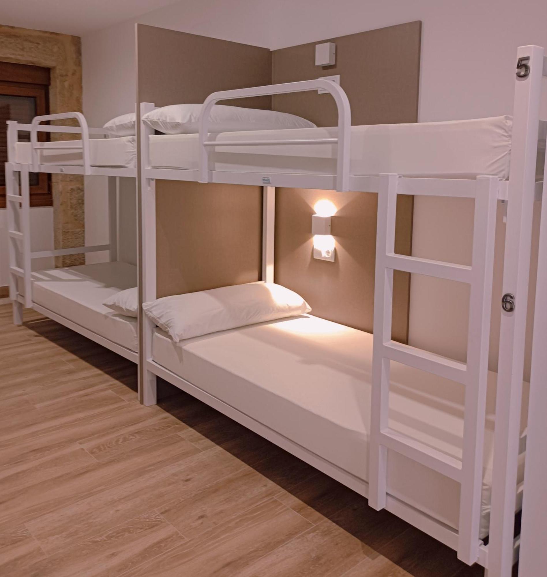 Albergue Hostel Nuestra Senora Del Camino 科巴罗 外观 照片